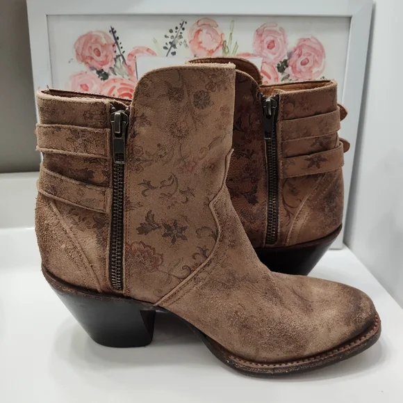 🥰EUC Lucchese Catalina Floral Genuine Leather Distressed Zip Ankle Boots, 7.5 - Picture 12 of 16